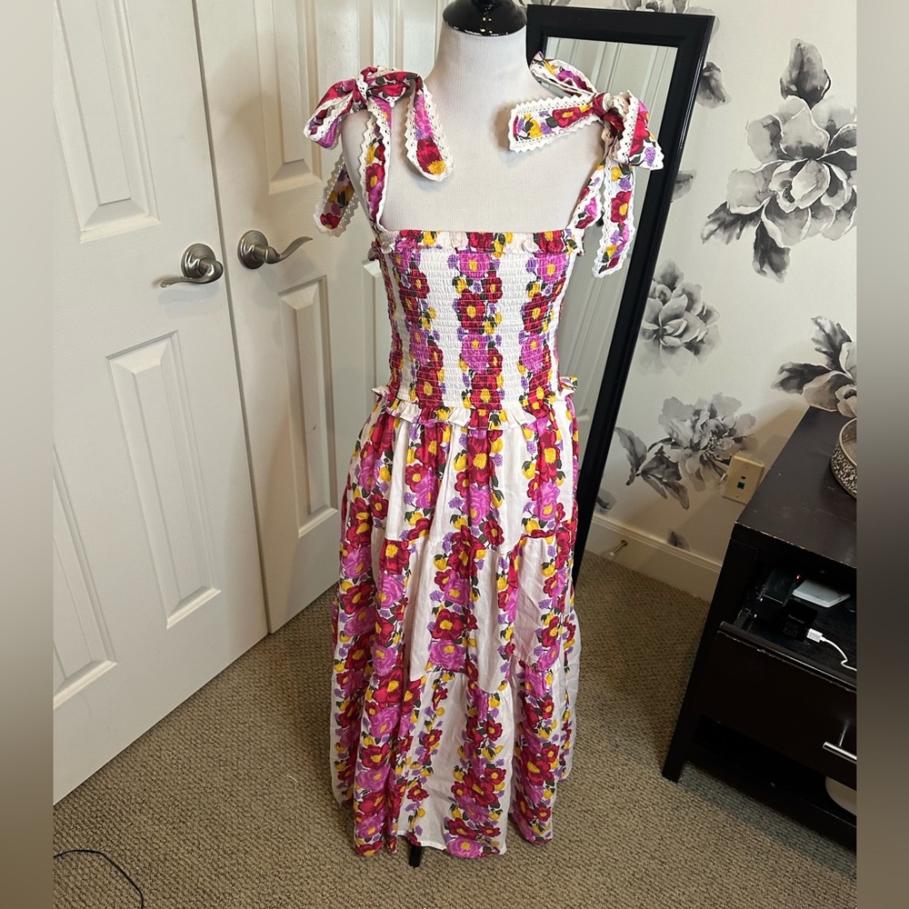 Beyond by Vera floral maxi dress